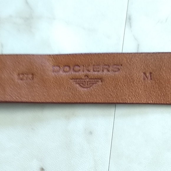 Dockers genuine leather belt. - Picture 4 of 7